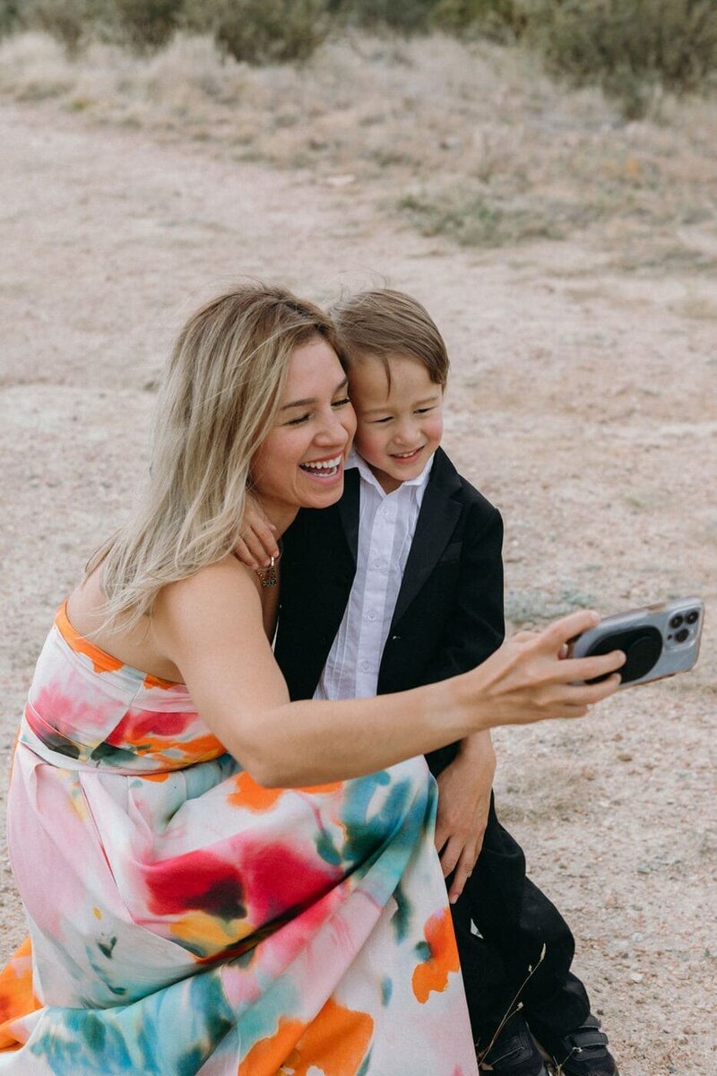 classic-and-documentary-style-wedding-photography-143