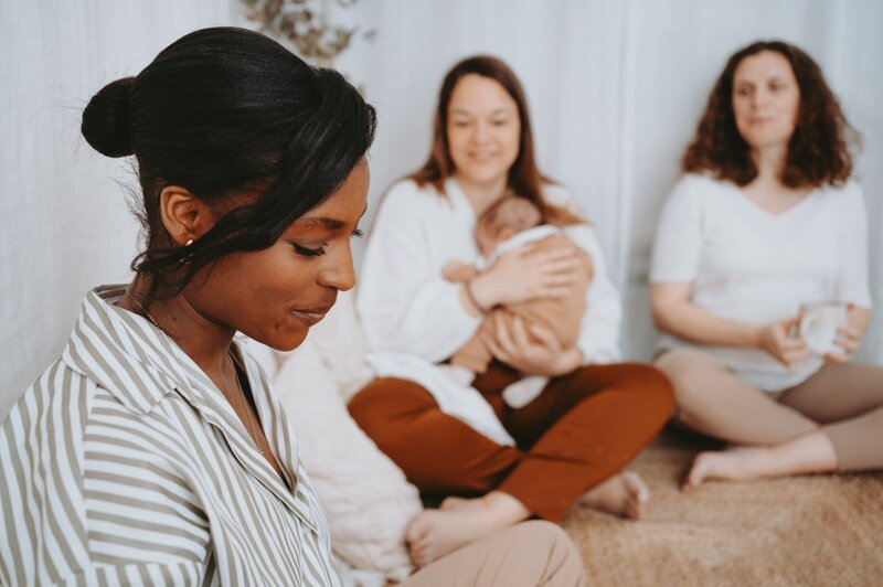 Préparation à l'accouchement, allaitement,  baby blues, dépression du post partum à Paris, Puteaux, visio