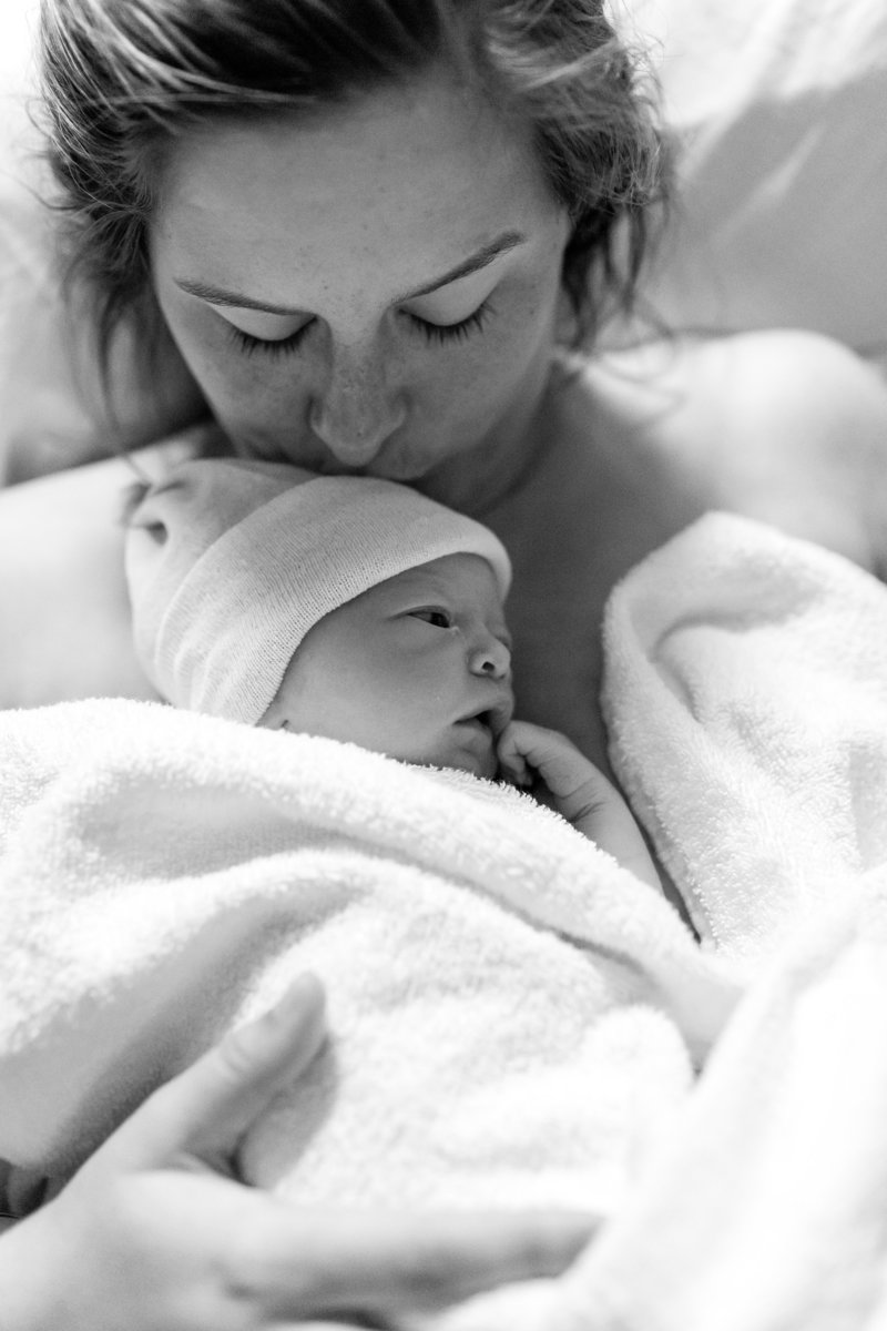 Jessica-Green-Photography-Bayless-Birth-Photos-11