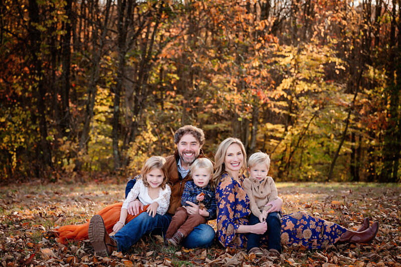 pittsburgh family photo at studio outdoors autumn fall season