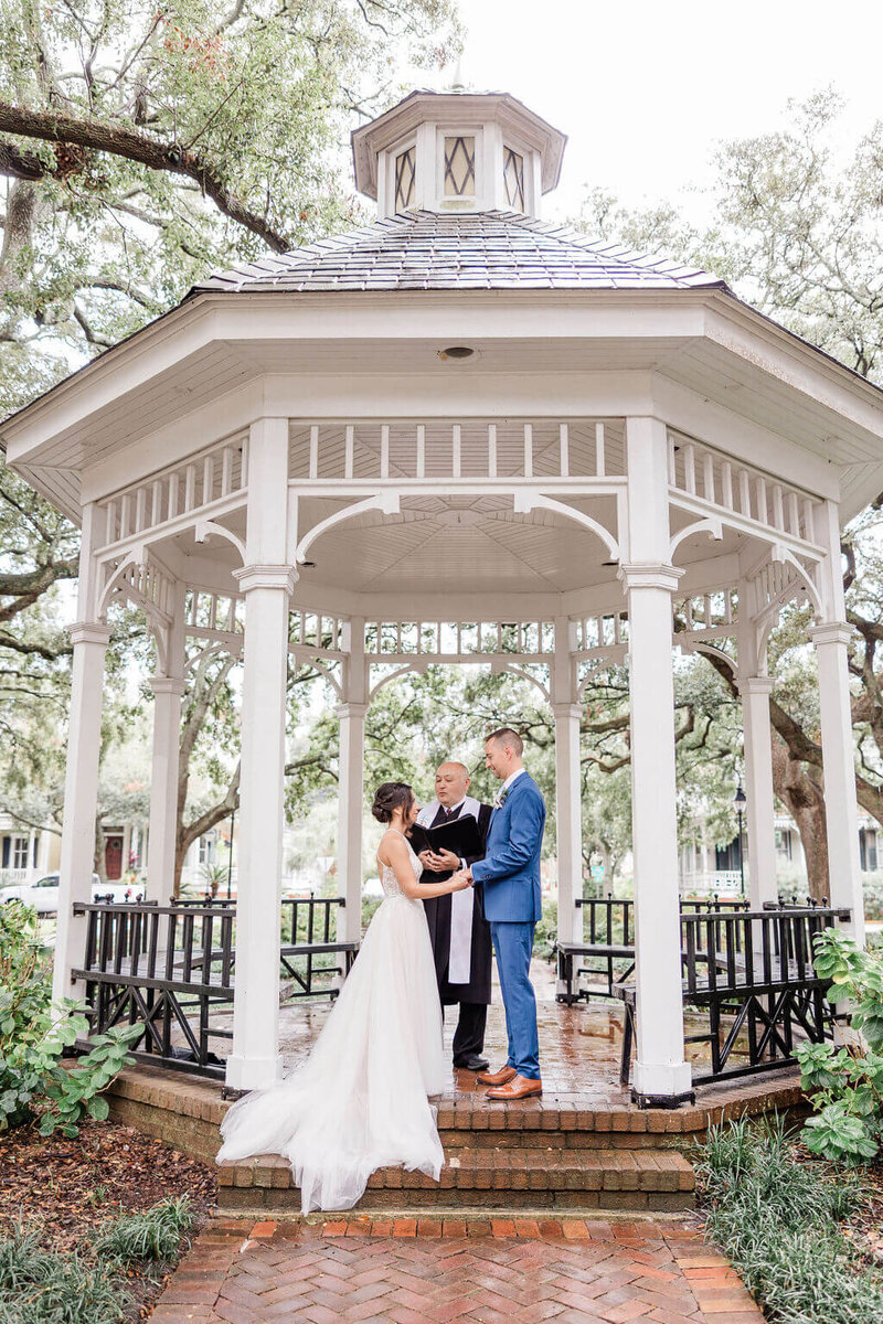 Savannah_Elopement_in_Whitefield_Square04