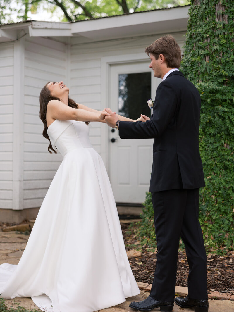 bride-and-groom-first-look-gruene-estate-guene-texas