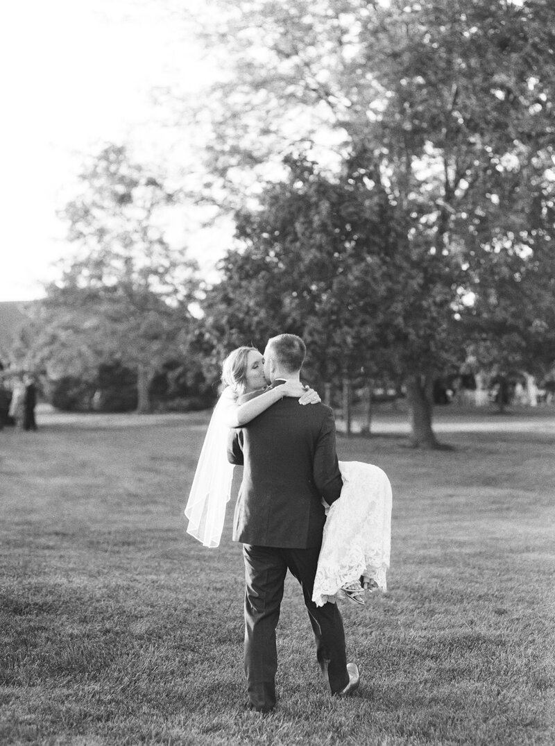 Crago Farms Wedding Photos Columbus Ohio-580