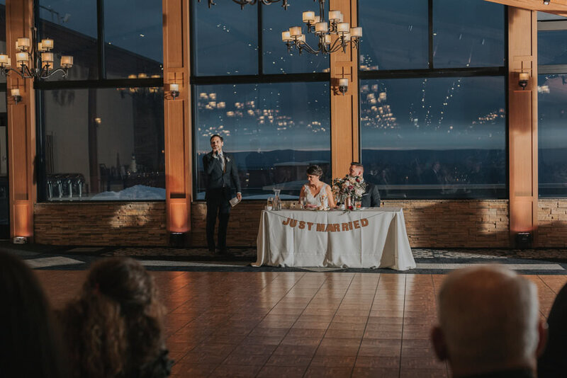 blue-mountain-photography-reception-wedding-toast-1