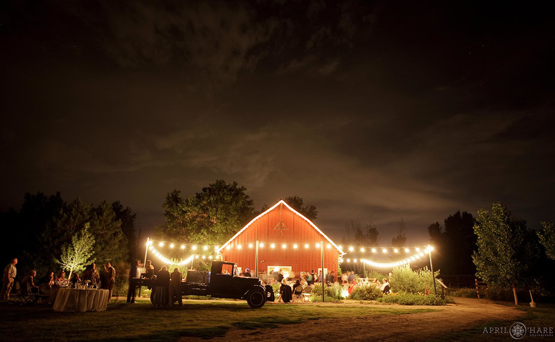 Red barn rustic farm wedding in Littleton Colorado