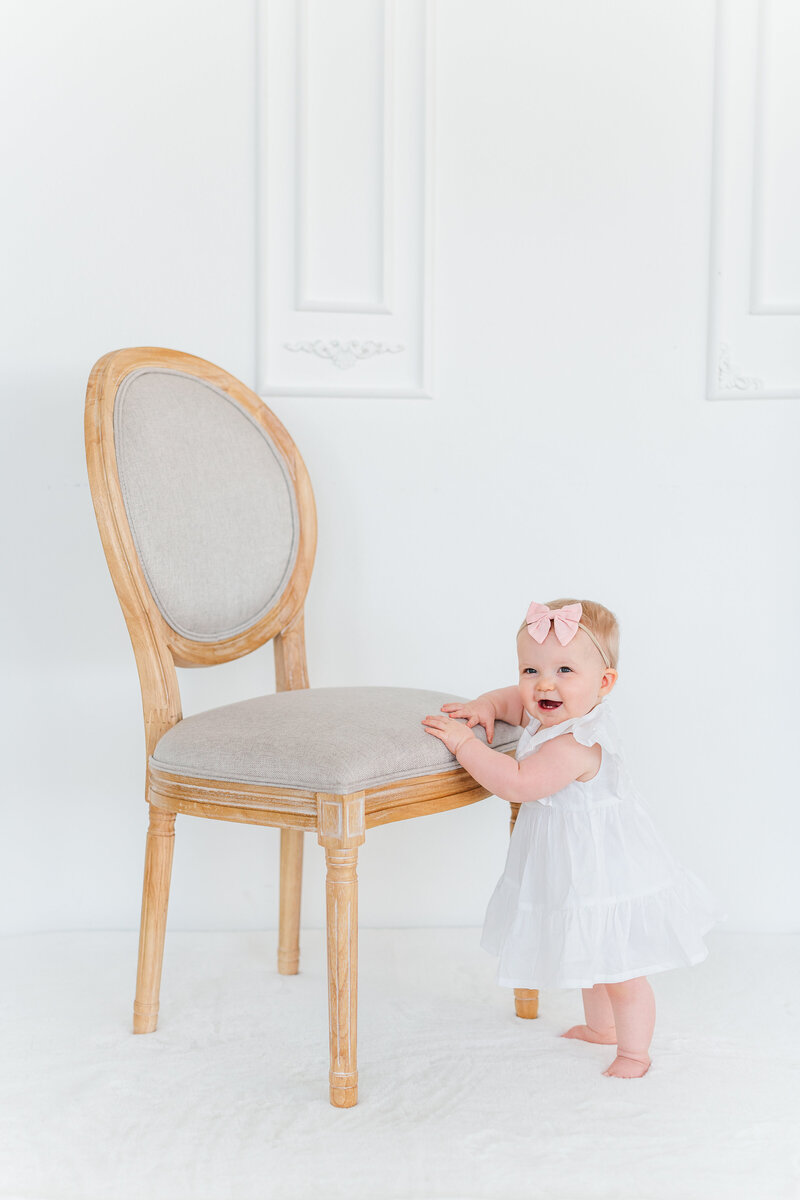 timeless studio one year girl pictures light and airy colorado family photographer elena spraguer photography 0067