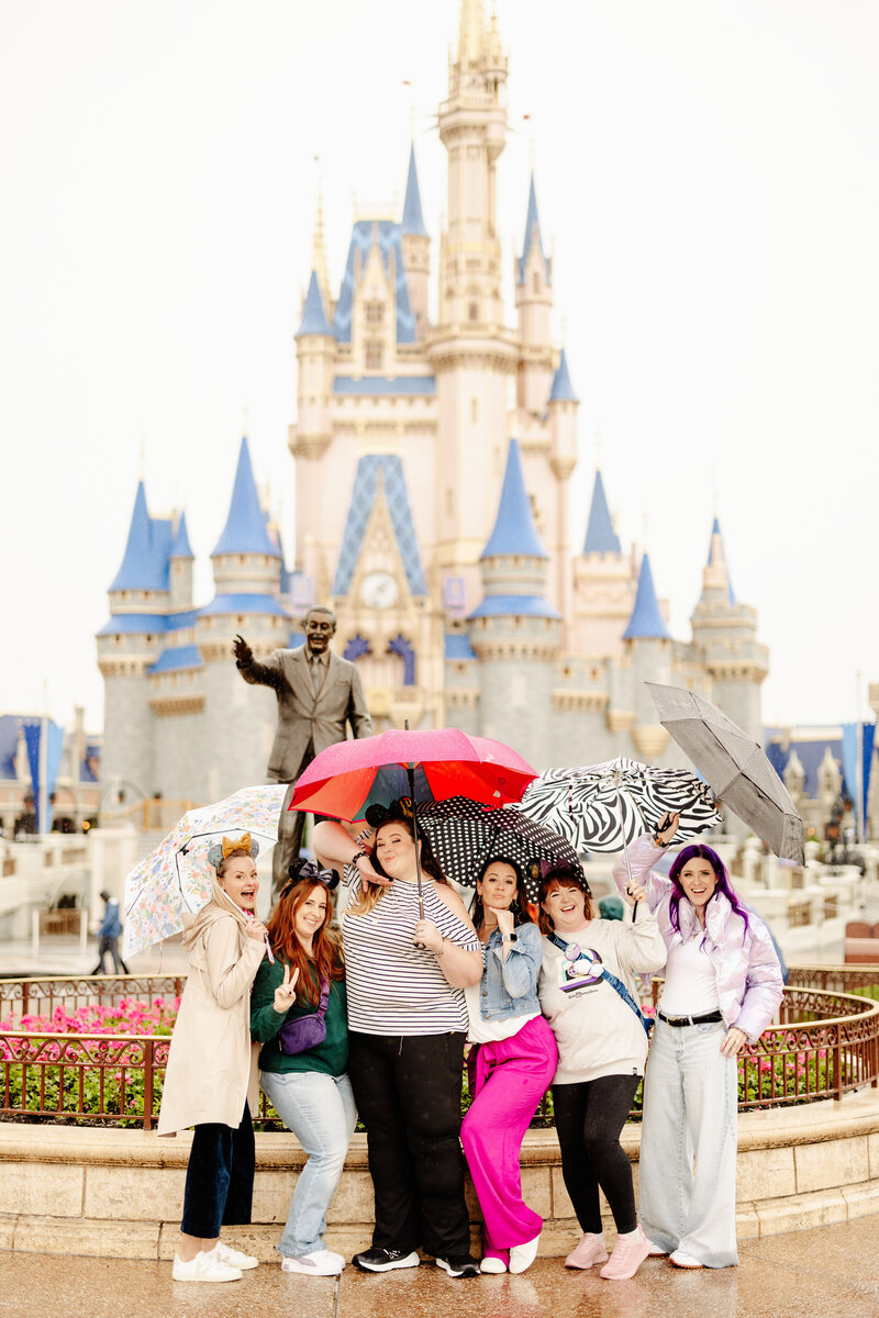 Ashley offers business coaching to wedding professionals 