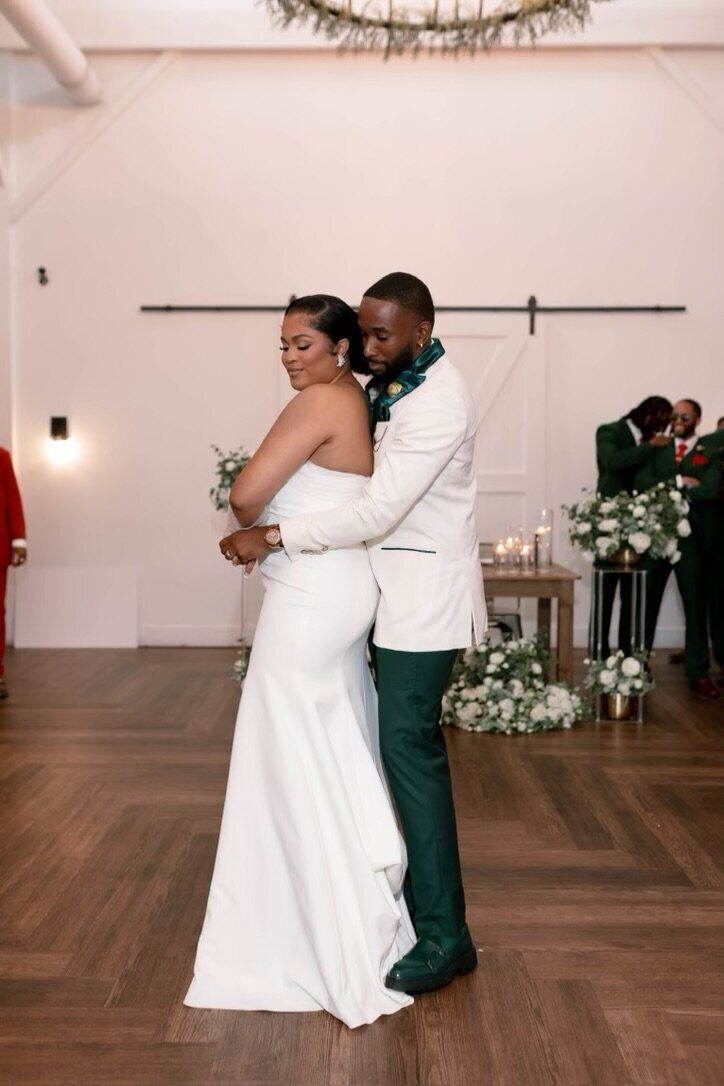 Couples first dance
