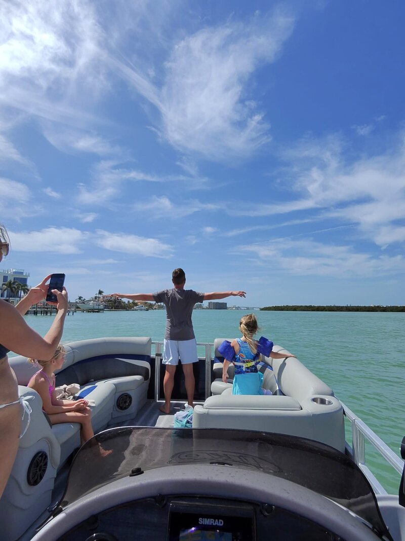 Private family boat charter St Pete Levique tours