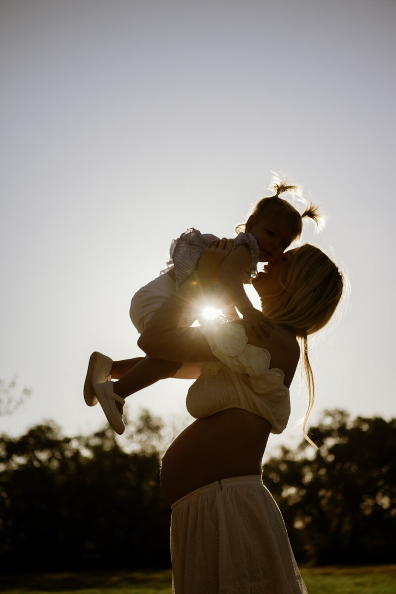 austinmaternity.photographer.KATHARRIS.port-22