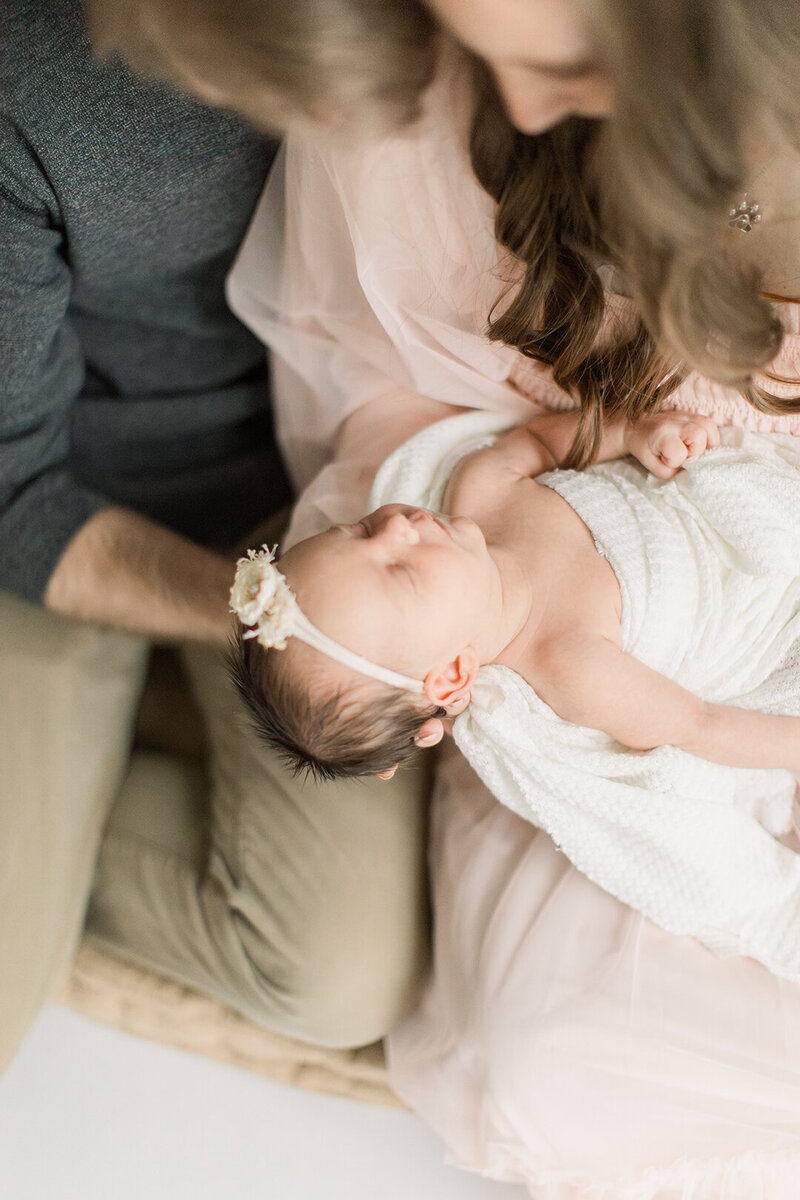 WendyGruselle_Milwaukee_WI_Newborn_Photographer_N_Family-17