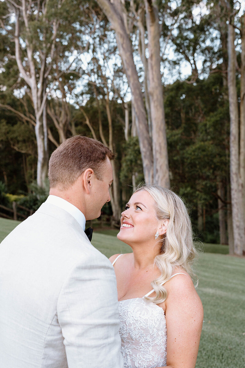 Kelsie and Kannon - Sneak Peek - Sweet Valencia Photography - Colour-27