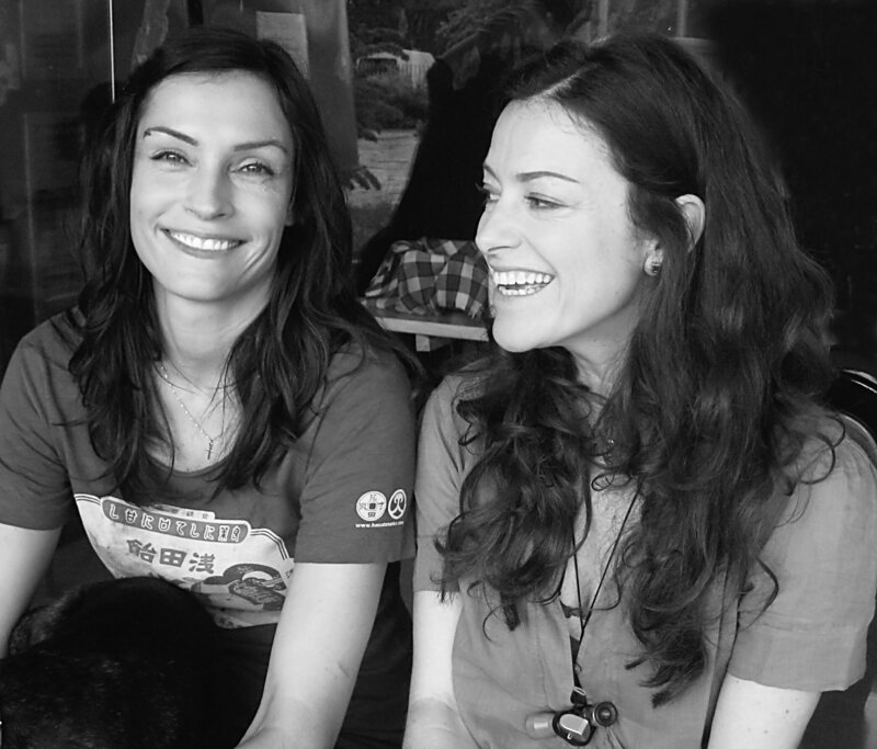 Famke Janssen & Eileen on set