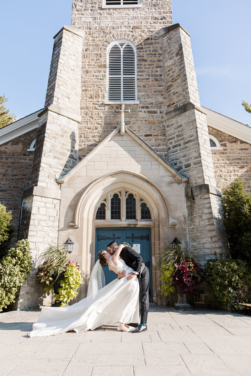 Westchester wedding photos with candid moments and natural light portraits