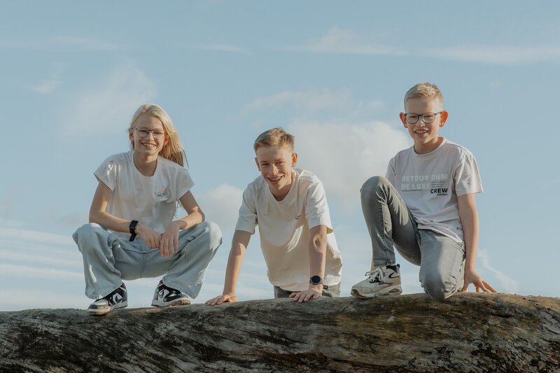 fotograaf zwolle melanie dijkman familiefotoshoot familie gezinsfotoshoot gezin kinderen new born newborn newbornfotoshoot