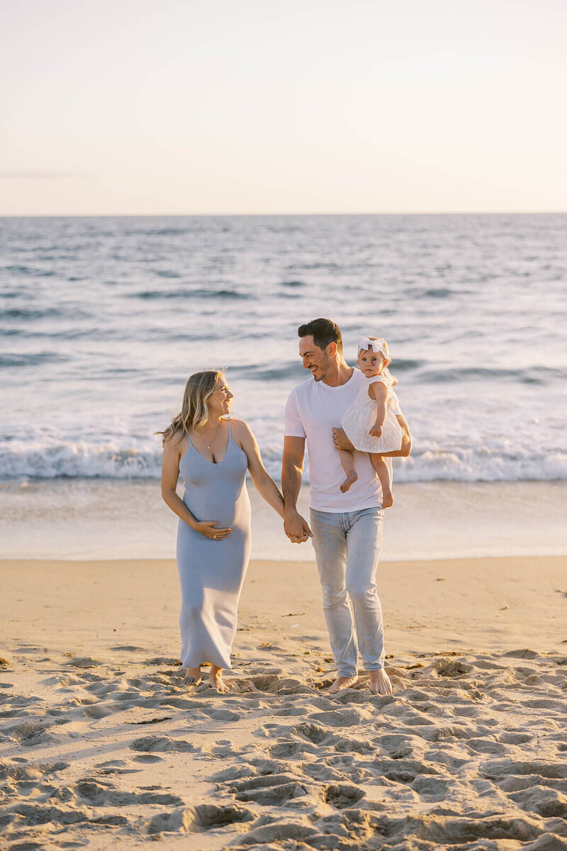 Long-Beach-Maternity-Photographer-Hayley-4