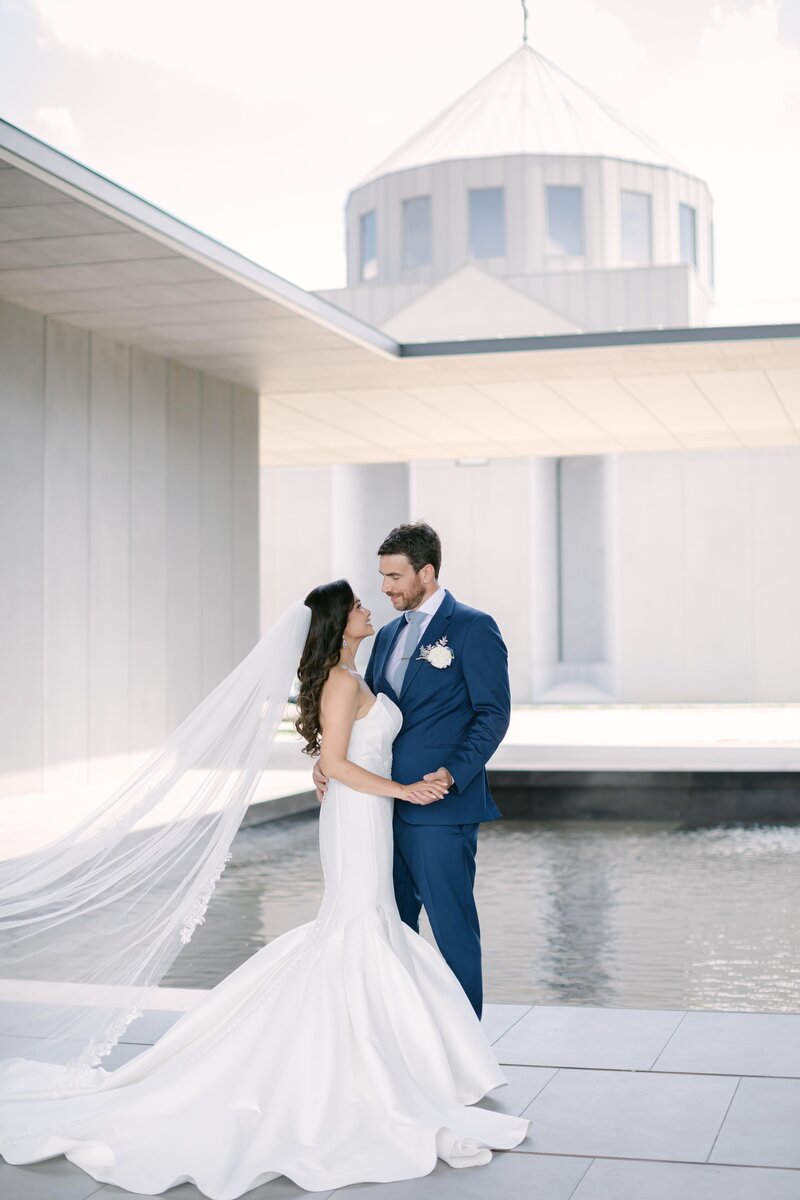 Modern wedding at the Hall of Lights in Texas in something blue. 