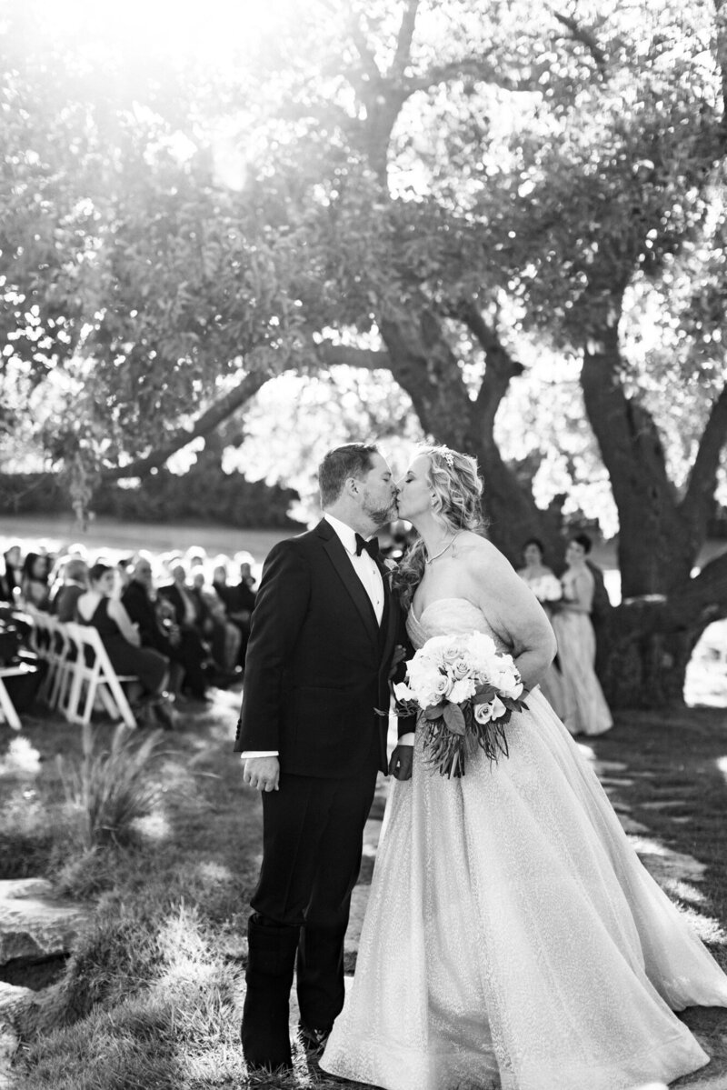 35 - ©2021 Ashley Nicole Creative_Luxury Wedding_Lincoln_Nebraska_Mary + Steve_WEB