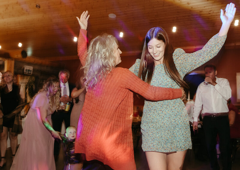 Kyra_Carter_Wedding_AgarsCorner_Saskatoon_KaylaCassidyPhoto-41