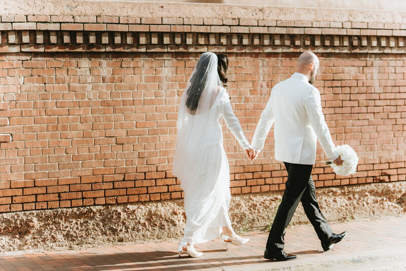 sandstone bluffs elopement