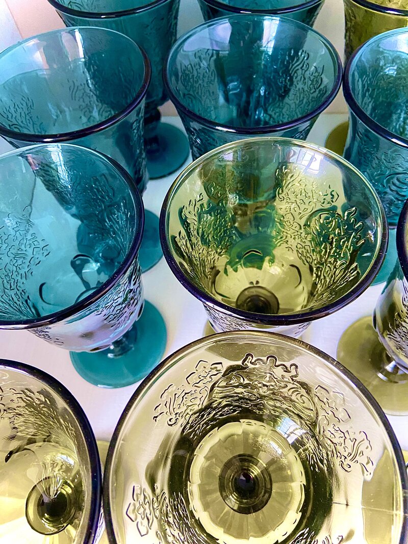 blue cups