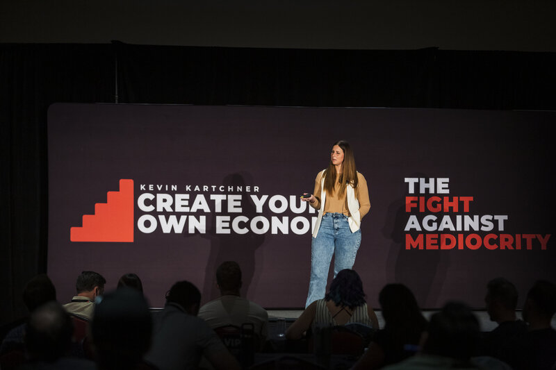 Andrea Wilde is the CEO and founder of the LIVE BIG Collective and is speaking at a large conference in Utah called Create Your Own Economy by Kevin Kartchner
