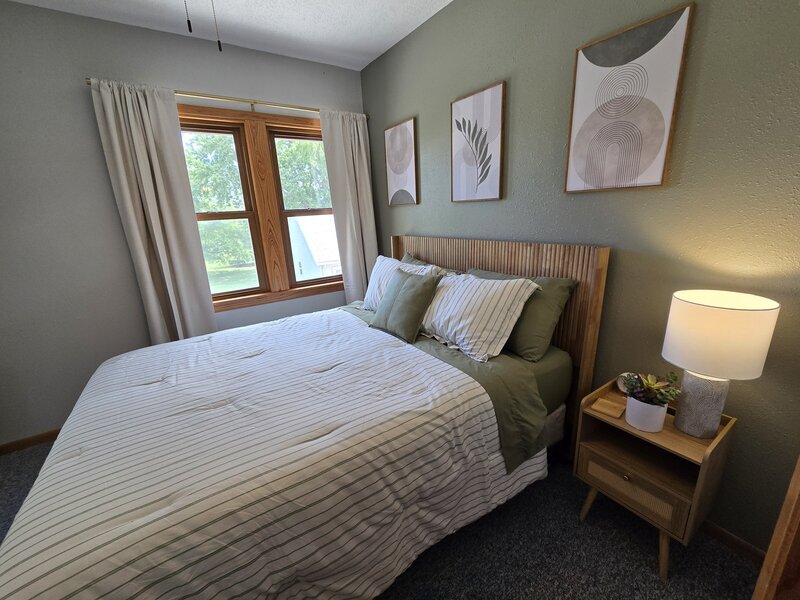 The Era Sage Bedroom - Lodging for Wedding Guests