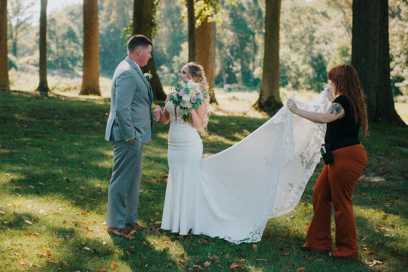 wedding photography in lancaster pa wedding photographer in lancaster pa new jersey new york traveling wedding photographer headshot emily avila photo