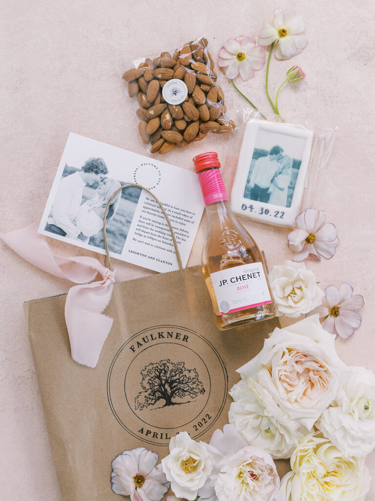 Lindsey Ellen Paper Co. logo – custom wedding stationery designer