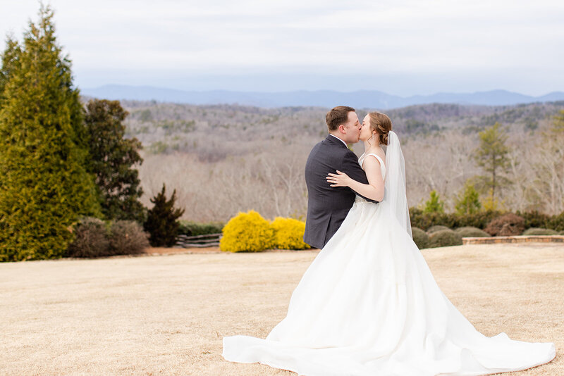 Blue Mountain Vineyards Wedding Dahlonega GA_Katelyn Shelley Photography-1 (67)