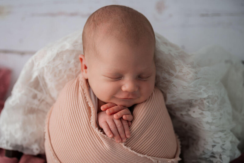 ARP NEWBORN STUDIO POSED EVERLY 7
