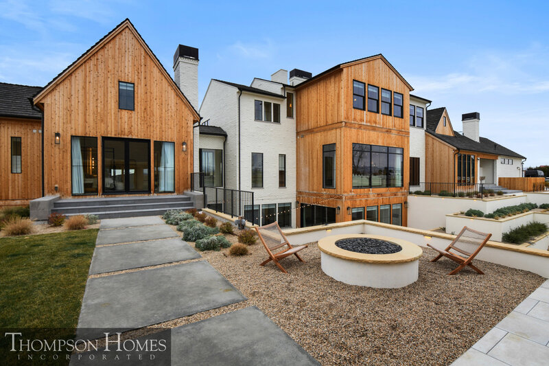 Thompson-Homes-Chateau-Moderne-Meridian-Custom-Home-Builder-39