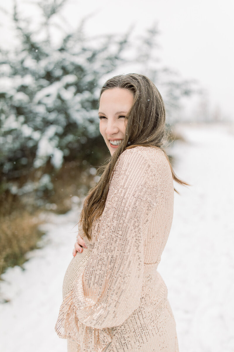 WendyGruselle_WIMotherhoodPhotographer_Nowicki_Maternity-99