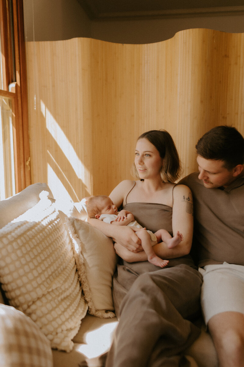 liv-rollings-canberra-newborn-family-photographer (21)