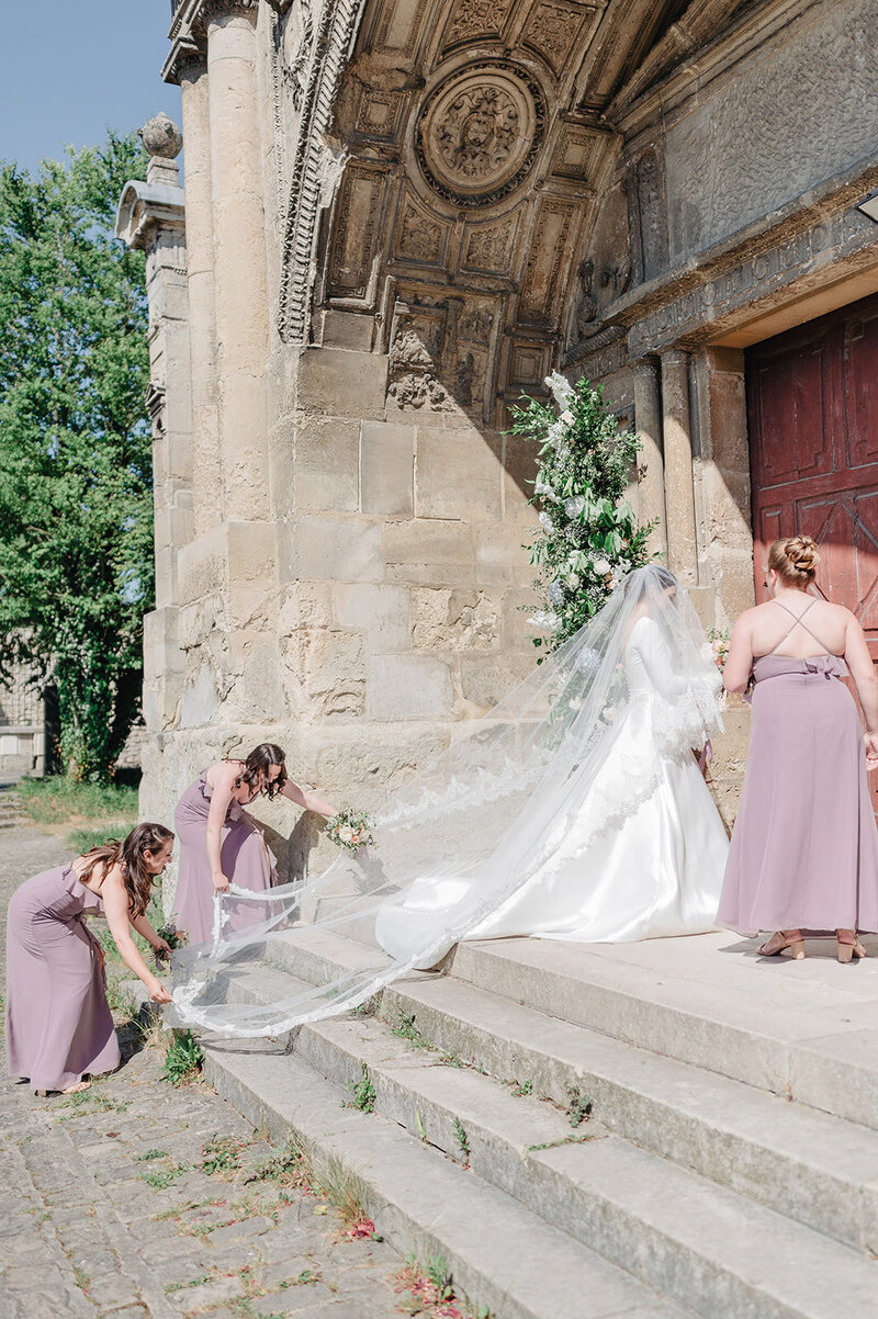 Morgane Ball photographer Wedding Chateau de Champlatreux Paris France  ceremony church bride