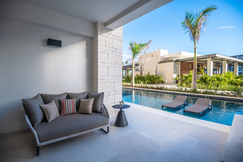 Hyatt-Zilara-Cap-Cana-Junior-Suite-Swim-Up-King-View-1