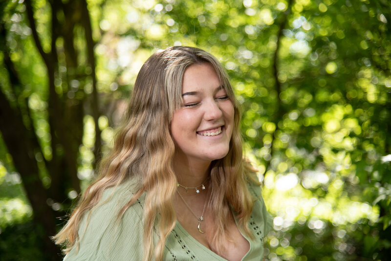 StrongsvilleOhioSeniorPhotosGardenviewHorticulturalParkPositivelyPortraits20