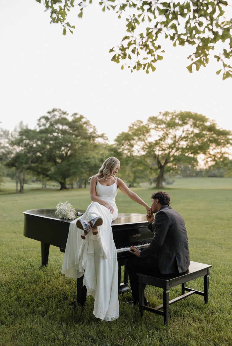GORE CREEK WEDDING VENUE - BOAZ ALABAMA - HUNTSVILLE ALABAMA - WEDDINGS - SECTION ALABAMA - DOCUMENTARY WEDDING PHOTOGRAPHER - LUXURY WEDDING - LUXURY WEDDING PHOTOGRAPHER - ALABAMA WEDDING PHOTOGRAPHER - ALABAMA WEDDINGS - LUXURY ALABAMA WEDDING VENUE