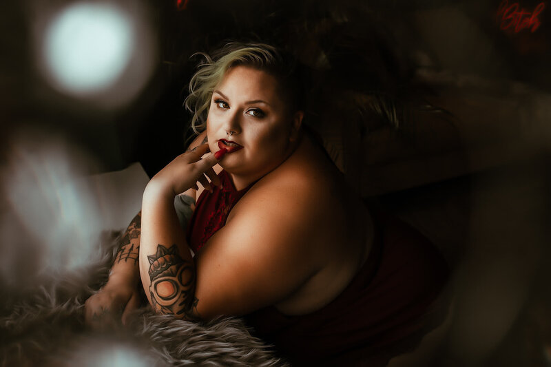 plus size boudoir photography