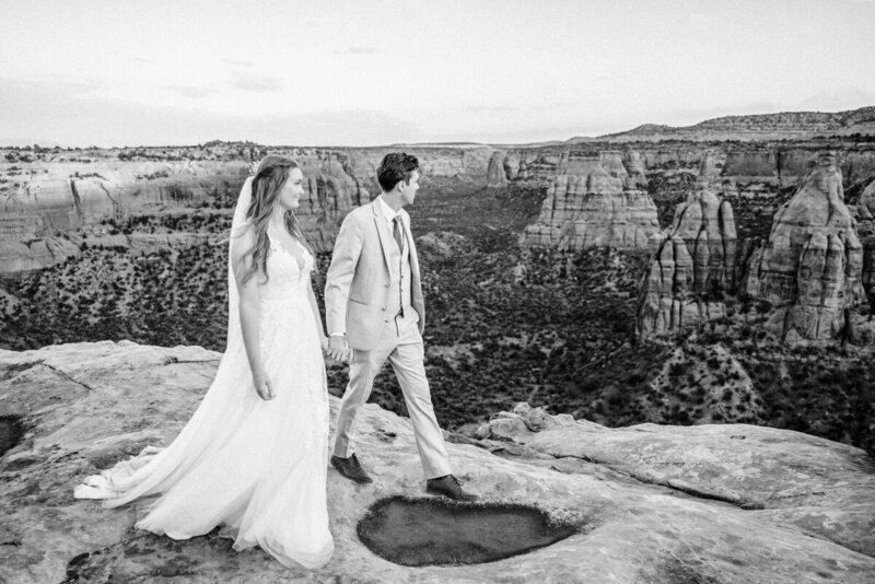 colorado-national-monument-wedding-saddlehorn935bw_blog