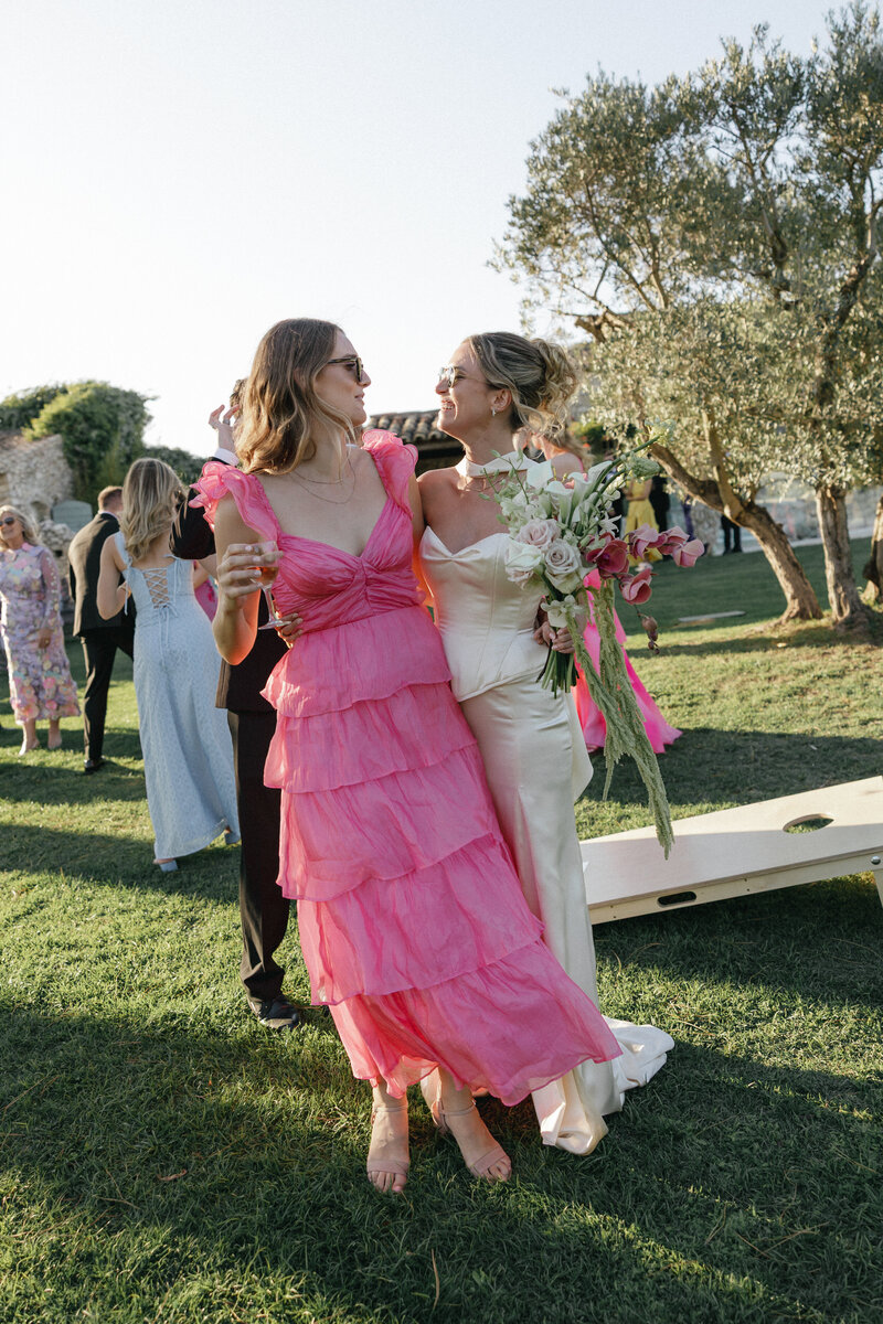 A modern wedding in New York shot on 35mm film