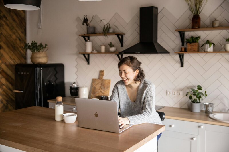 Health practitioner consulting session in action from the comfort of home— 1:1 Integrative NP consulting