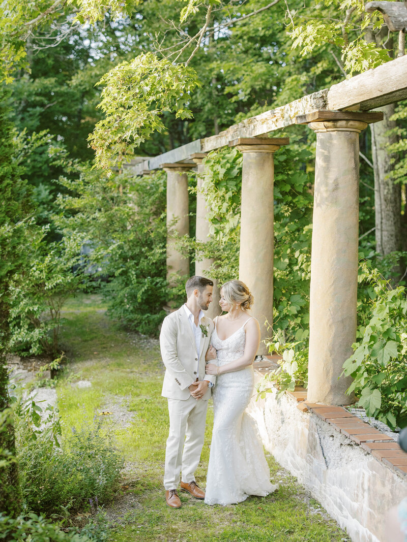Aldworth-Manor-Harrisville-New-Hampshire-Film-Tuscany-Wedding-Photographer