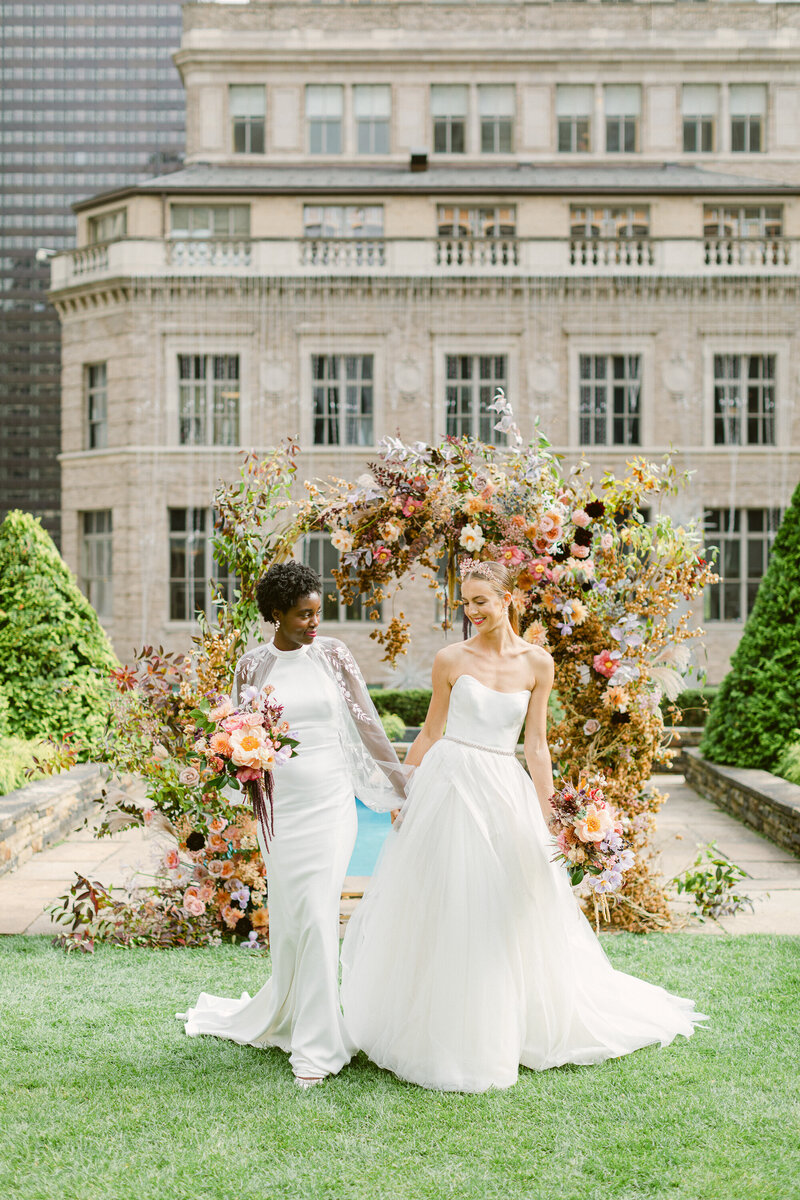 bo_shim_new_york_fine_art_luxury_wedding_editorial_photographer_editorial_loft_and_garden_ny-10