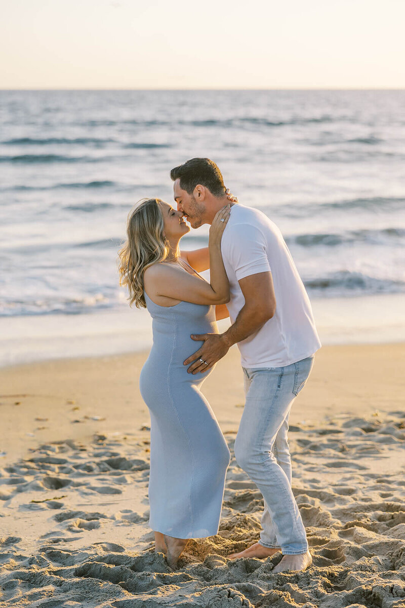 Long-Beach-Maternity-Photographer-Hayley-27