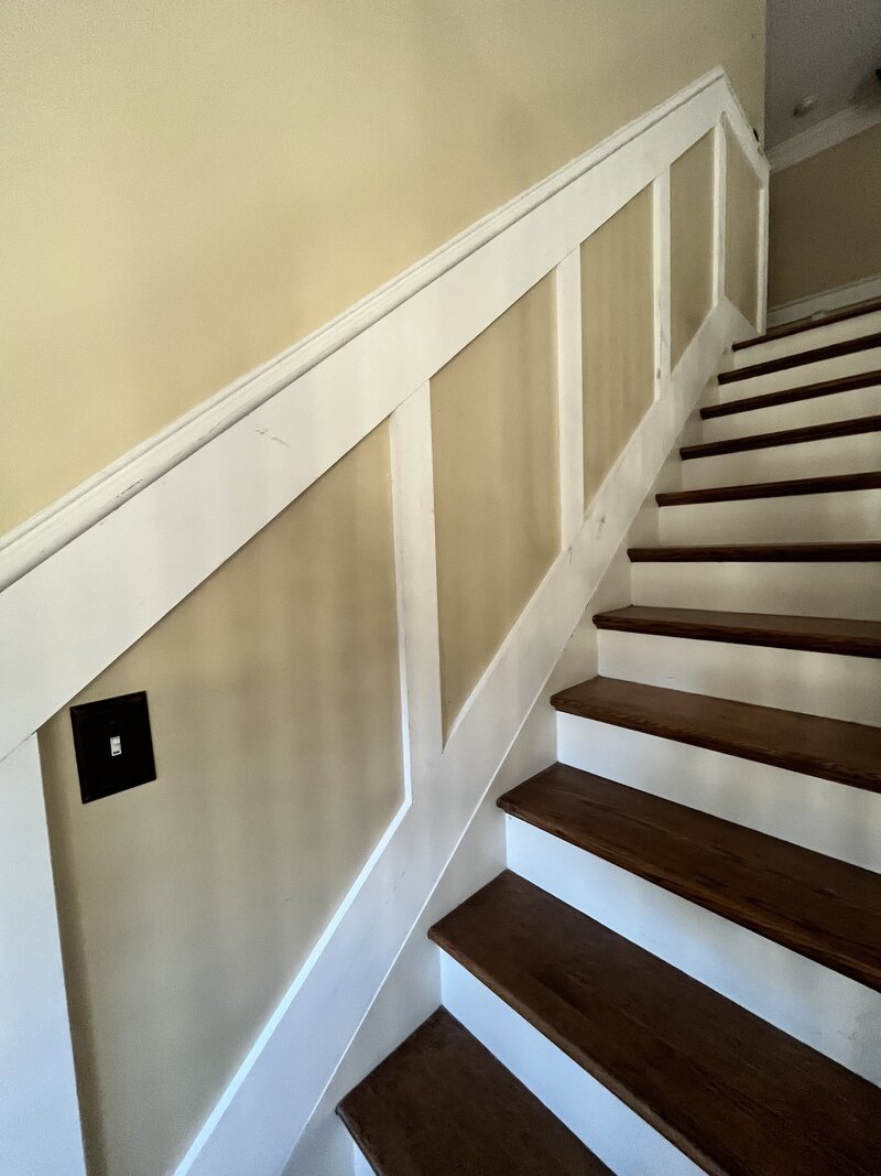 wood wainscotting trim