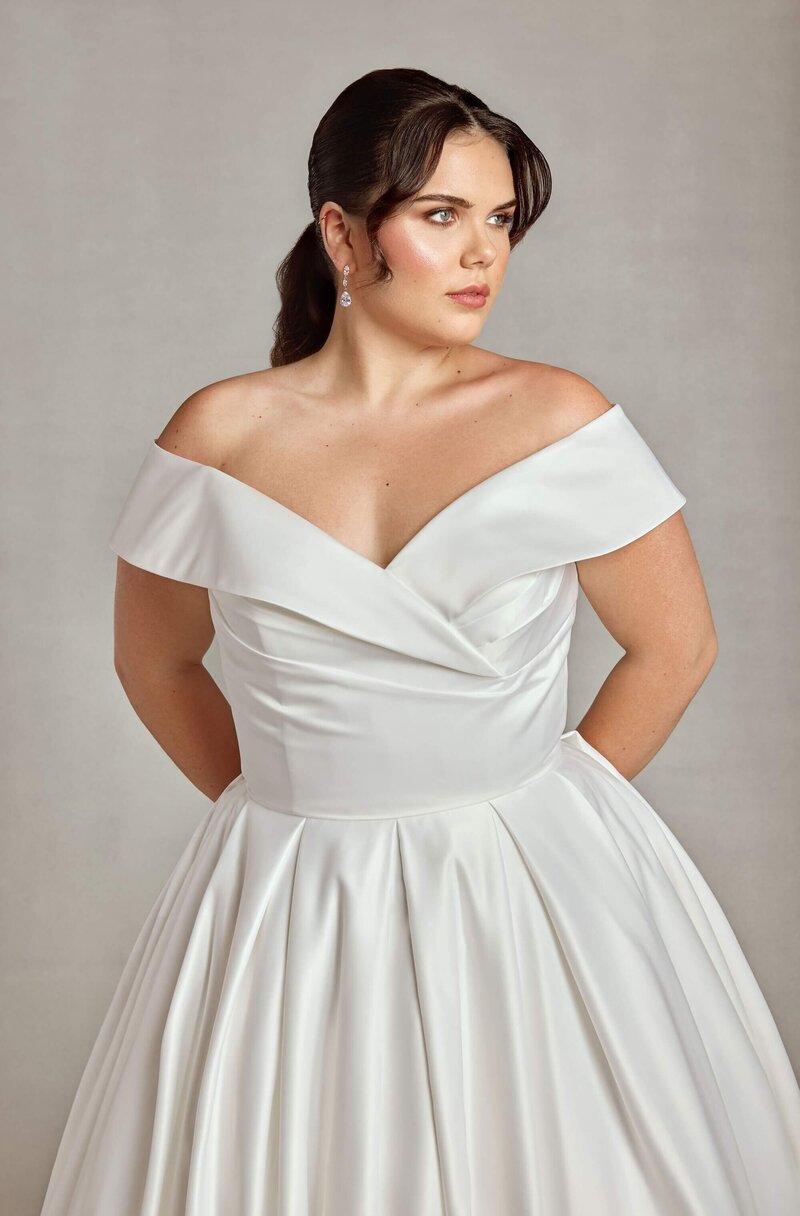 Studio-Bridal-Michigan-Wedding