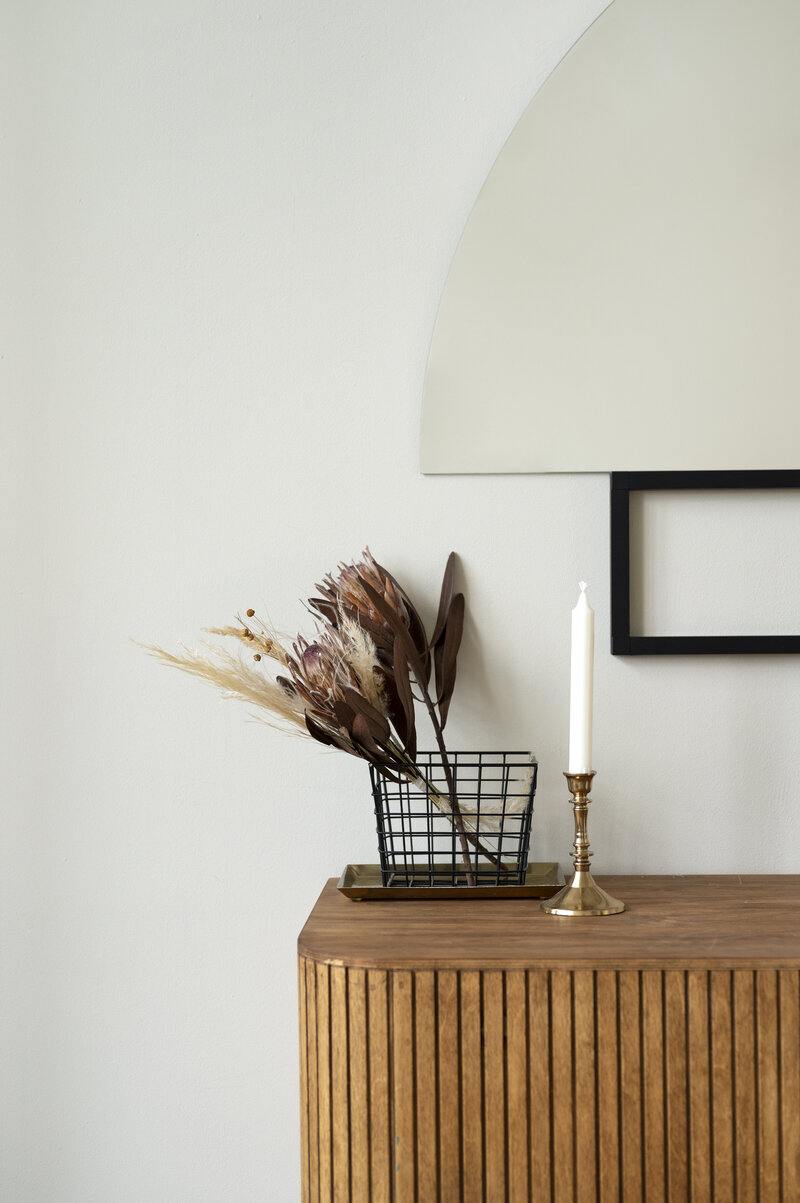 beautiful-dried-flowers-arrangement