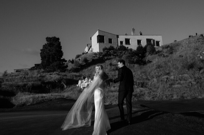 black and white couple portrait at kinloch manor wedding venue