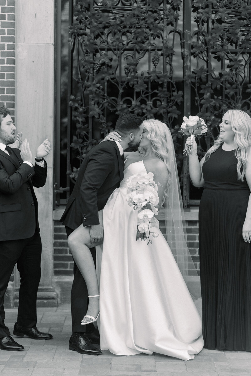 sarah-elizabeth-studio-ohio-wedding-hotographer-dayton-art-institute-hardy-wedding-party-101